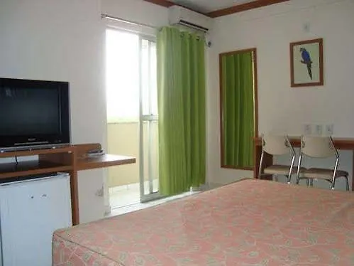 Flats H Master Golden Hotel Caldas Novas 2*,